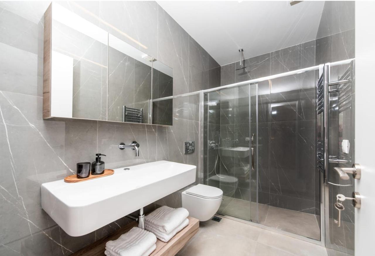 Serene Villas Halkidiki - Cfront Private Pool نيا إيراكليا المظهر الخارجي الصورة